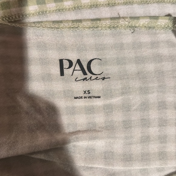 cropped tank - Picture 3 of 3